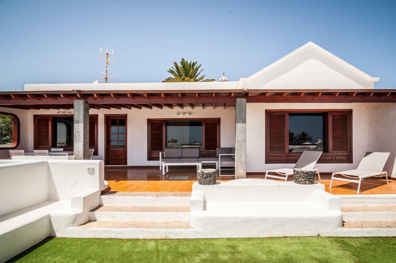 Magnifica Villa Al Lado Del Mar 阿雷西费 外观 照片