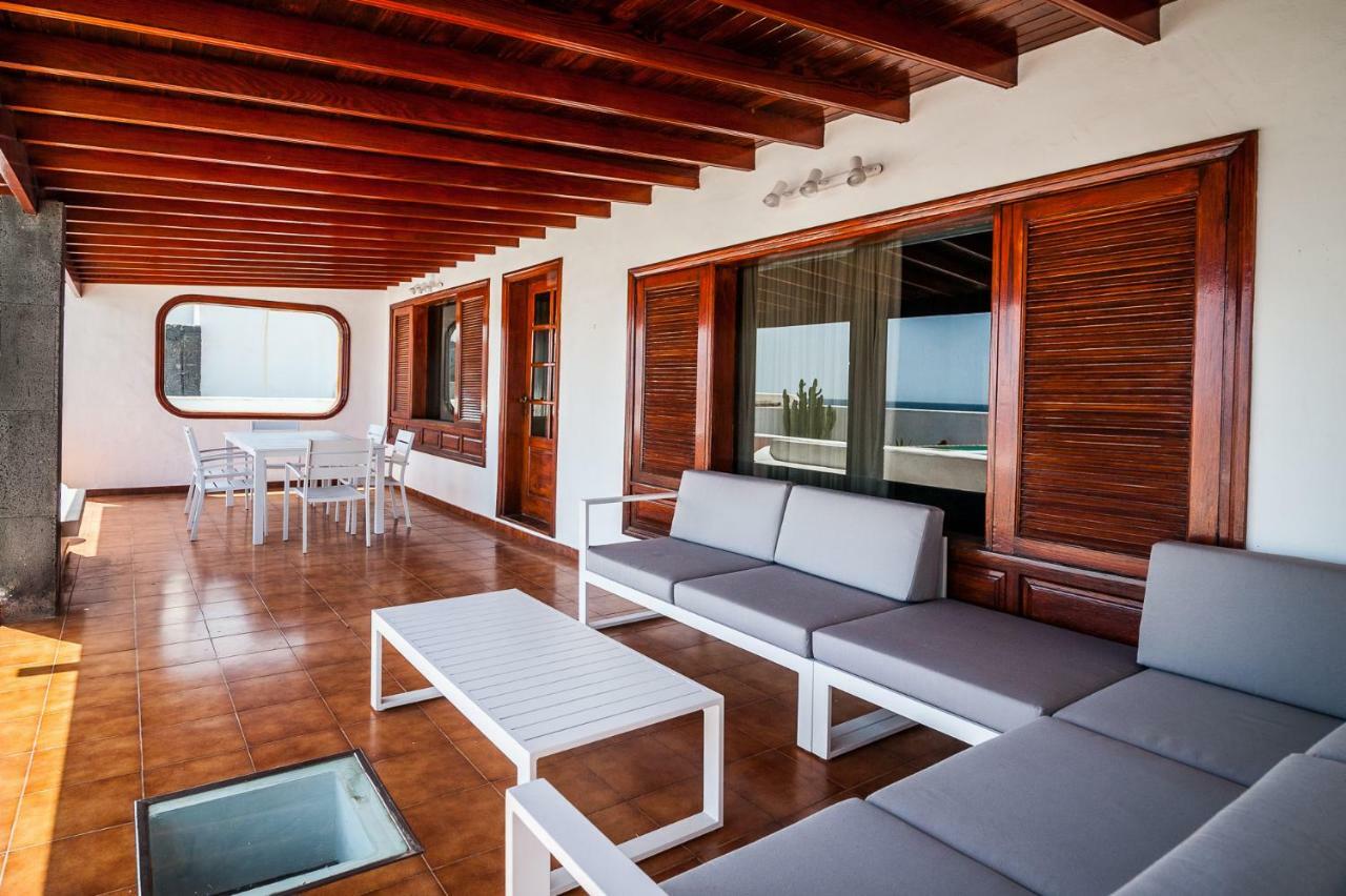 Magnifica Villa Al Lado Del Mar 阿雷西费 外观 照片