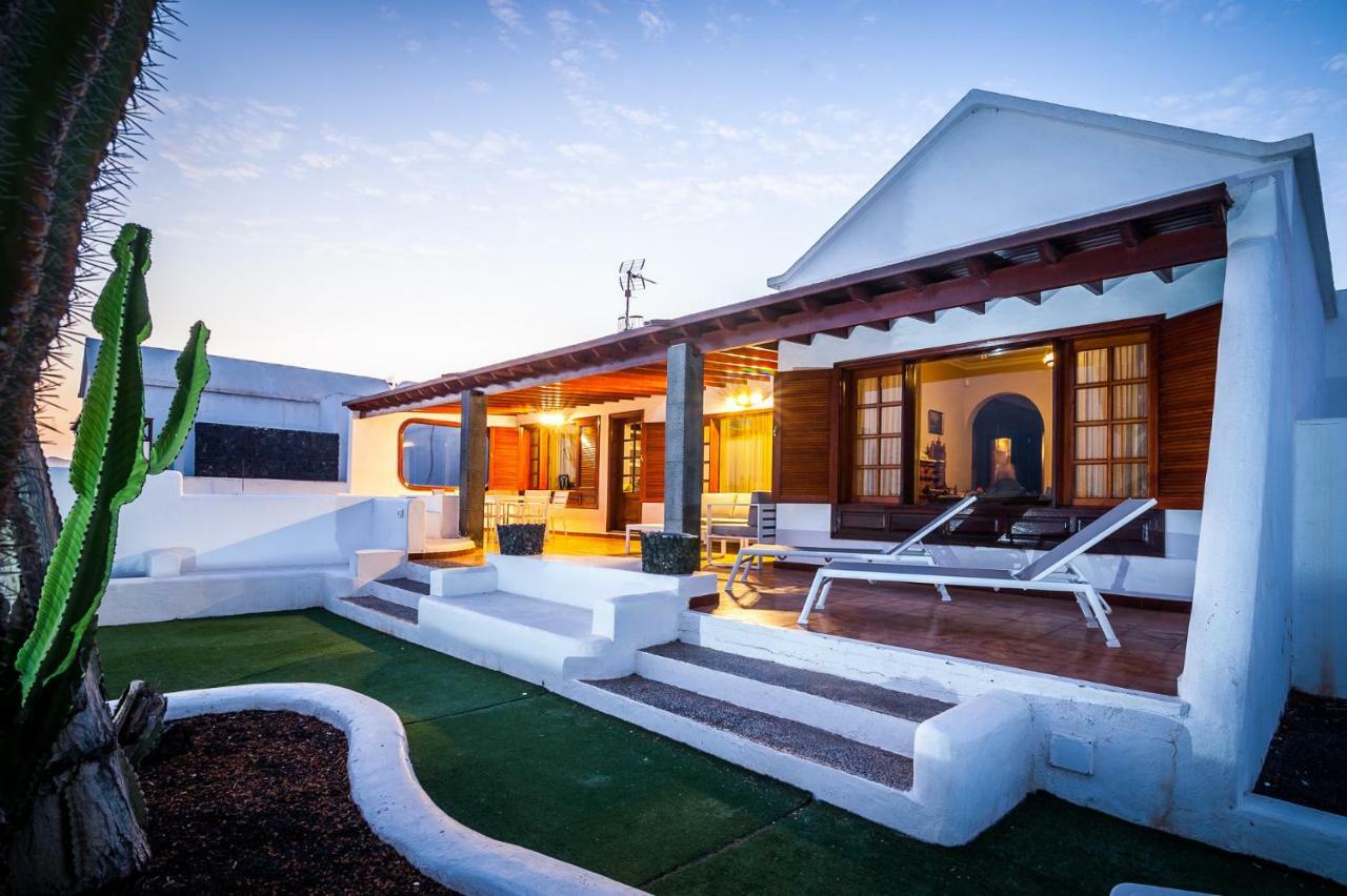 Magnifica Villa Al Lado Del Mar 阿雷西费 外观 照片